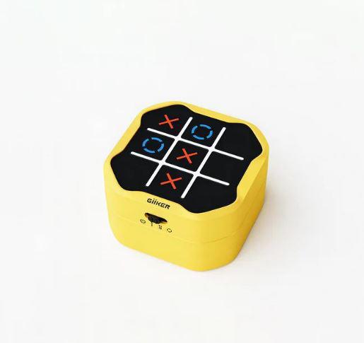 Tic tac toe bolt
